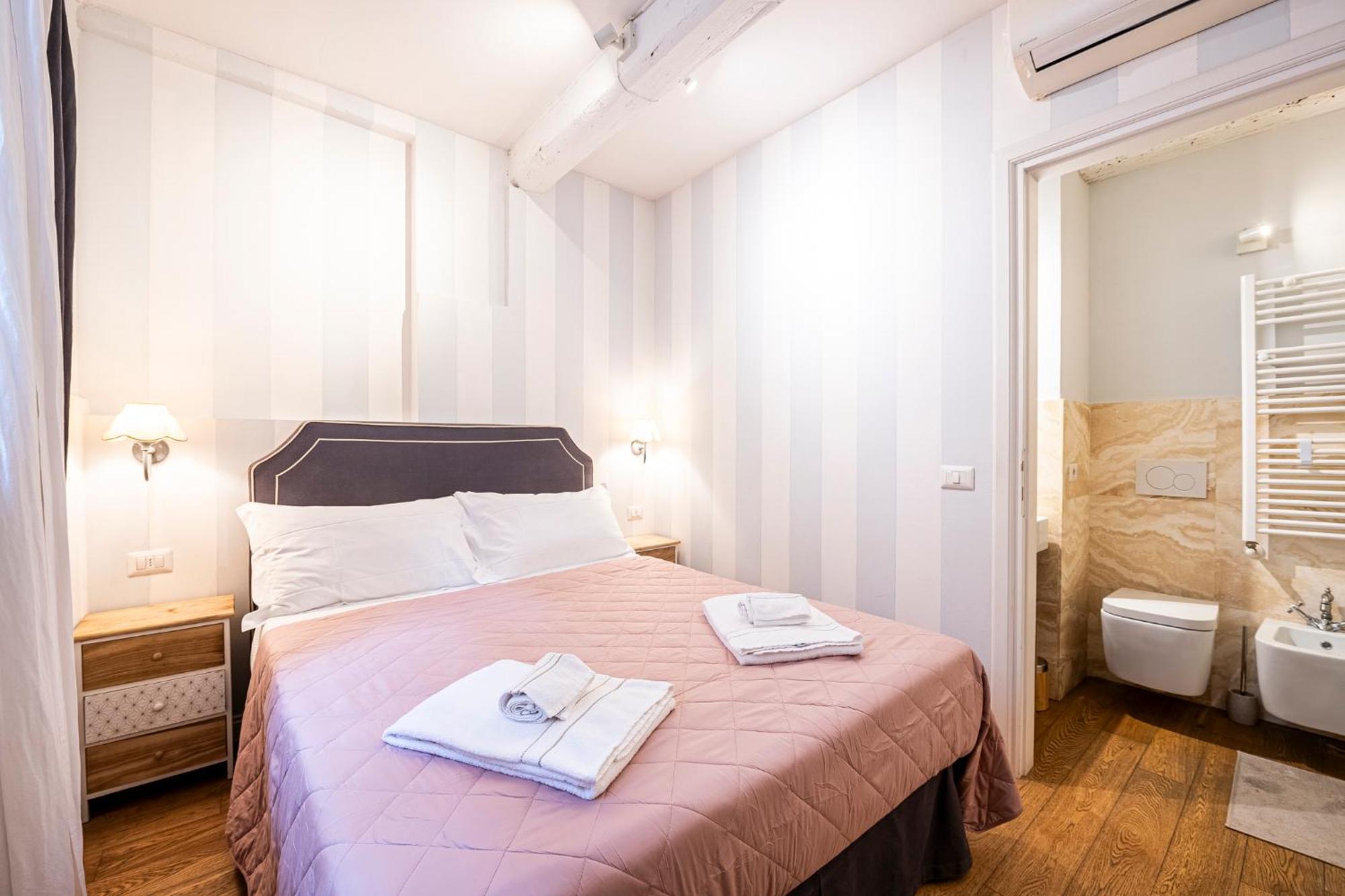Suite In Pz. Michelangelo: Due Camere Con Due Bagni Флоренція Екстер'єр фото
