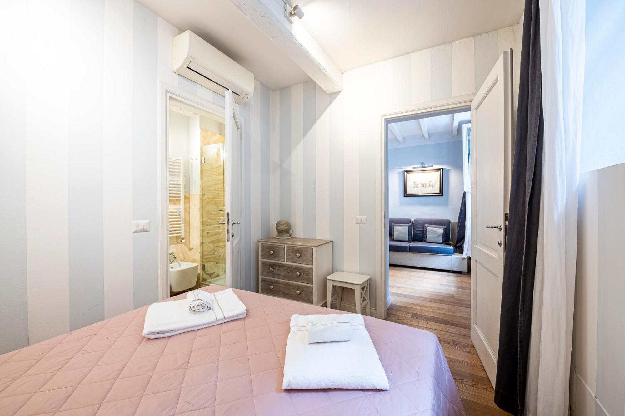 Suite In Pz. Michelangelo: Due Camere Con Due Bagni Флоренція Екстер'єр фото